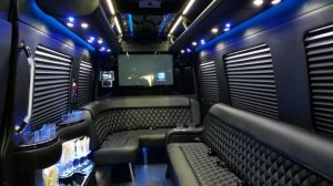 MERCEDES-BENZ-SPRINTER-LIMOUSINE-8